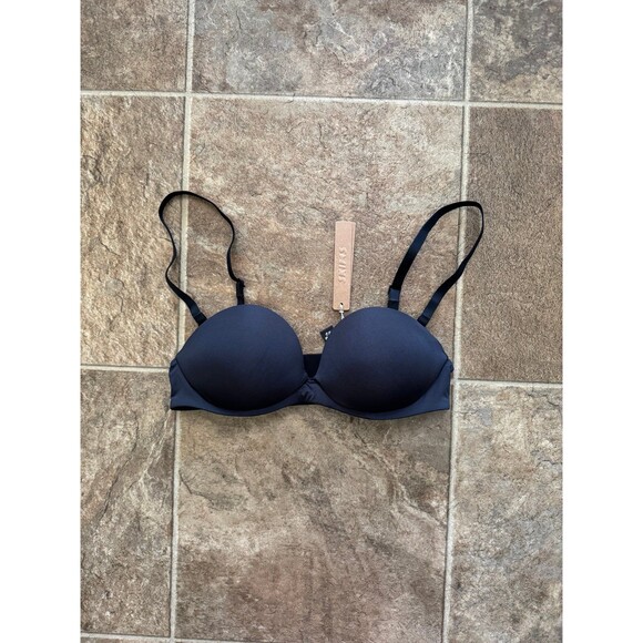 Skims Ultimate Push Up Strapless Bra Onyx Size 32B - Picture 2 of 8